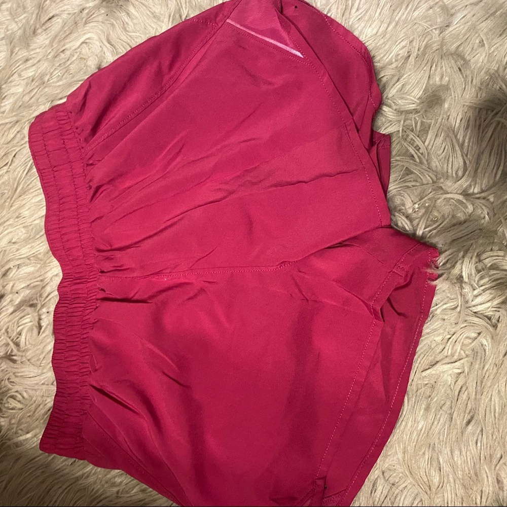pink shorts